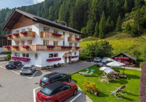 Garni Lanzinger Selva Di Val Gardena